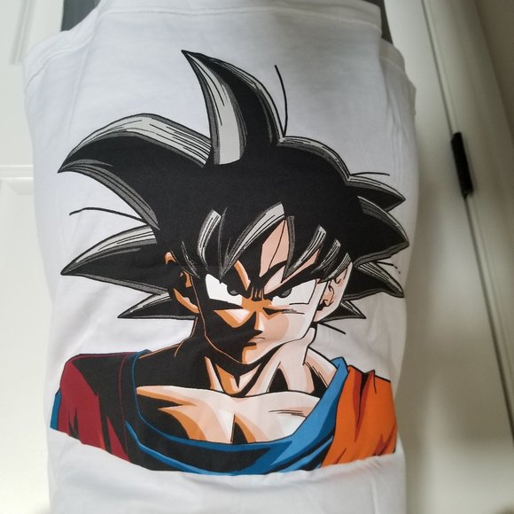 DragonballZ Goku Tshirt - Picture 3 of 10